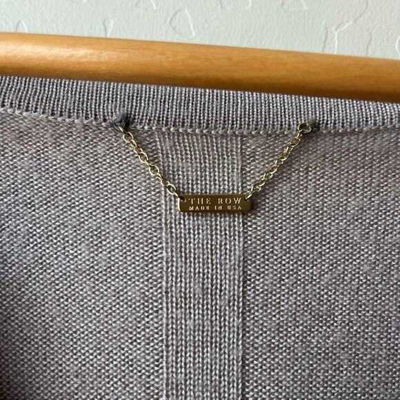 The Row Sweater Cashmere Gray V-Neck Long Sleeve Pullover Sweater Size M - Picture 4 of 10